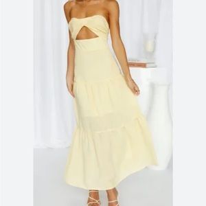 Hello Molly Maxi dress in yellow size small